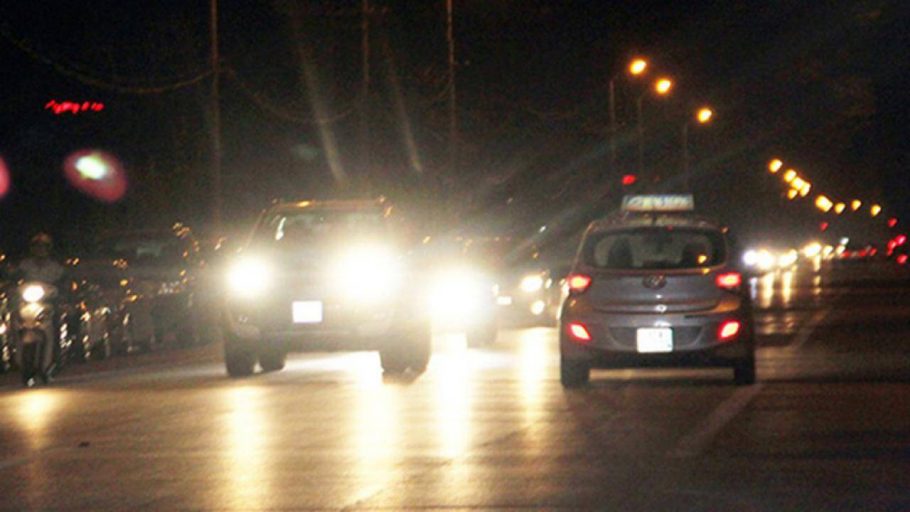Quy định chi tiết về bật đèn xe khi tham gia giao thông