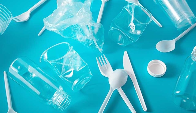 Quy định dừng sản xuất sản phẩm nhựa sử dụng một lần của Chính phủ?