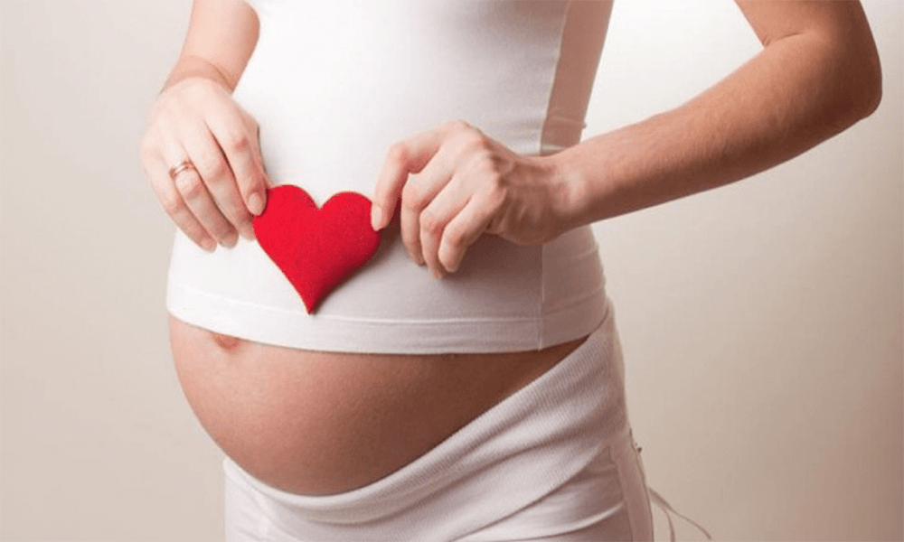 Mua bảo hiểm y tế tự nguyện khi đang mang thai thế nào?