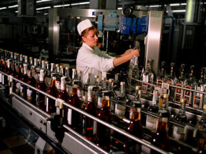 Mẫu đơn đề nghị cấp giấy phép sản xuất rượu mới nhất năm 2022