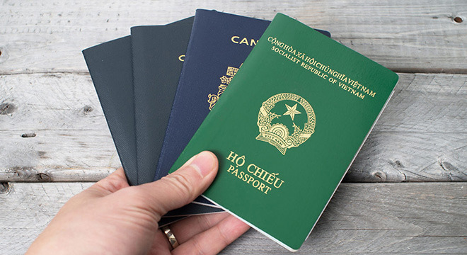 Có được cấp hộ chiếu phổ thông theo thủ tục rút gọn cho người cần ra nước ngoài gấp?