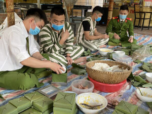 Chế độ ăn vào ngày tết của phạm nhân như thế nào?