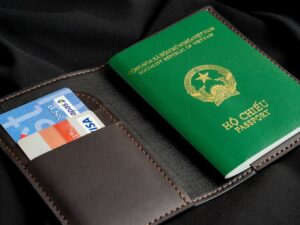 Mất hộ chiếu ở nước ngoài thì có được cấp lại hay không?