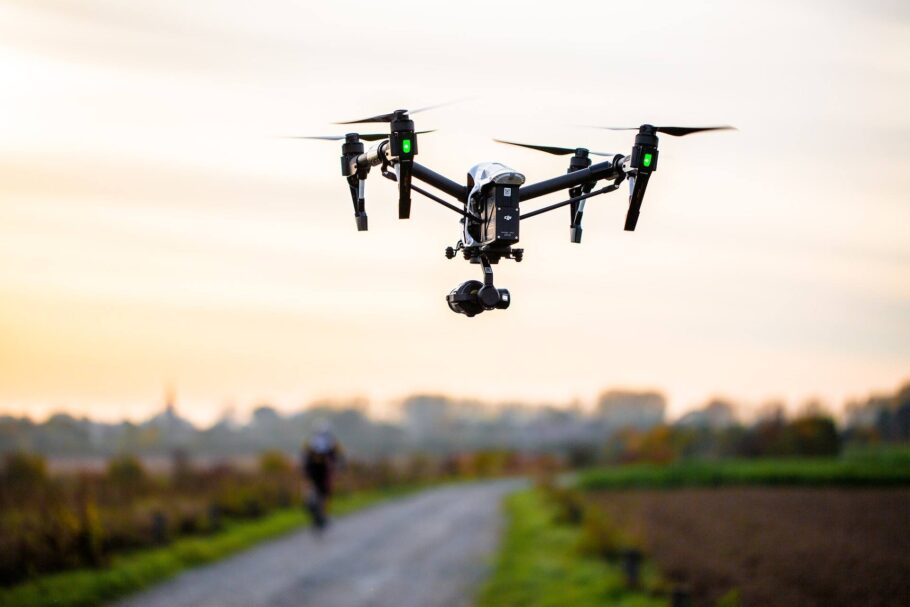 Thủ tục xin phép bay flycam như thế nào năm 2022?