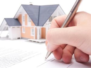 Hợp đồng mua bán đất có cần chữ ký của cả hai vợ chồng không ?