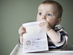 Tờ khai làm hộ chiếu cho trẻ em dưới 14 tuổi thế nào?