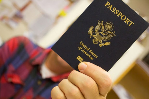 Tờ khai làm hộ chiếu cho trẻ em dưới 14 tuổi thế nào?