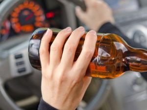 Say rượu lái xe có được bảo hiểm?