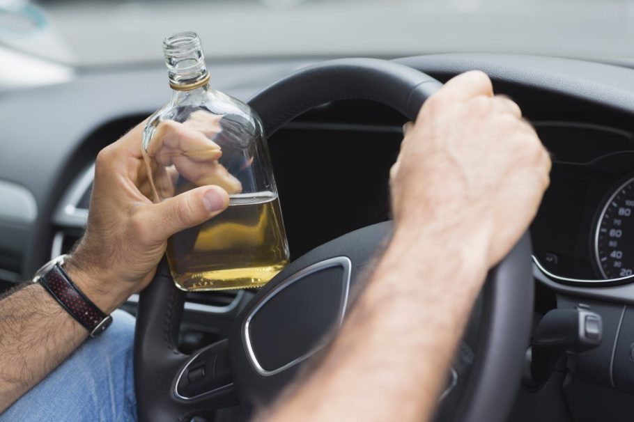 Uống rượu lái xe bị phạt bao nhiêu 2022