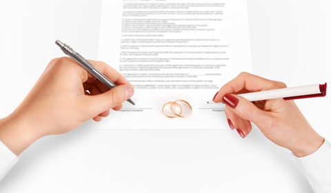 Có được lập hợp đồng tài sản trước hôn nhân không
