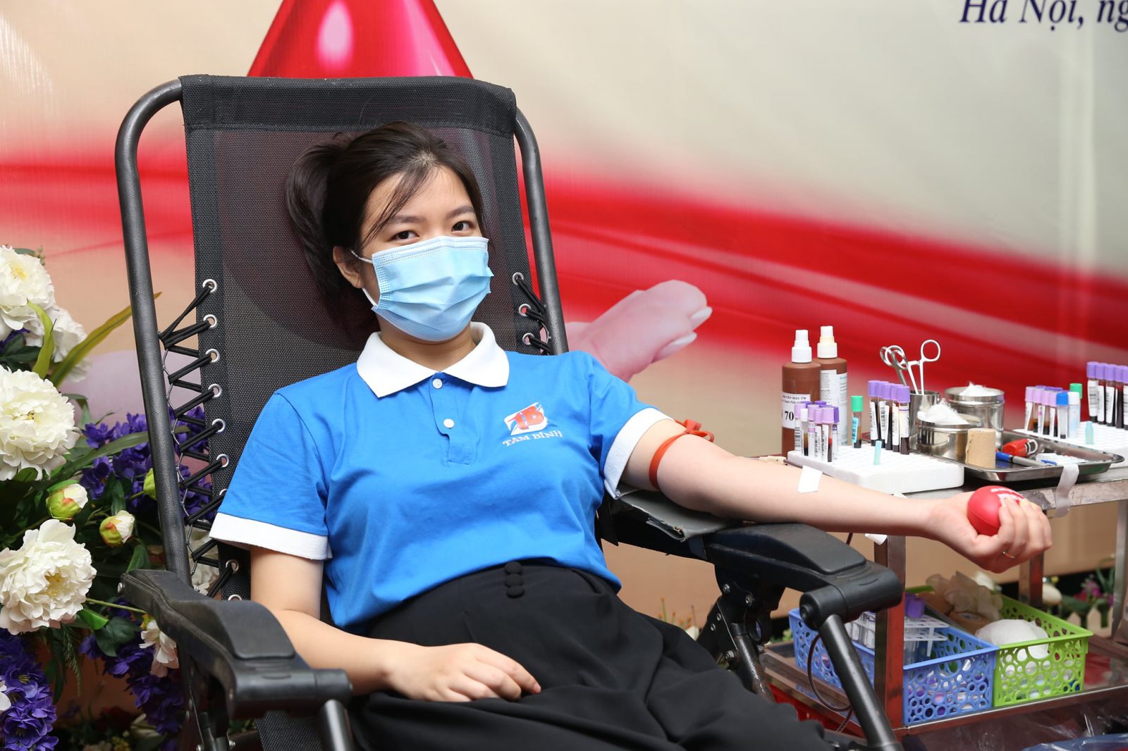 Để được hiến máu thì người hiến máu cần đáp ứng những tiêu chuẩn nào?