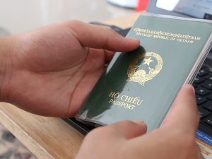 Người đang bị truy cứu hình sự có được thôi quốc tịch?