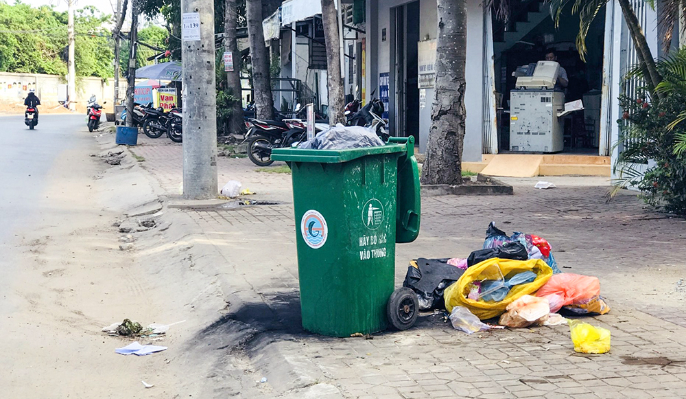 Vứt rác không đúng nơi quy định phạt bao nhiêu tiền năm 2023?