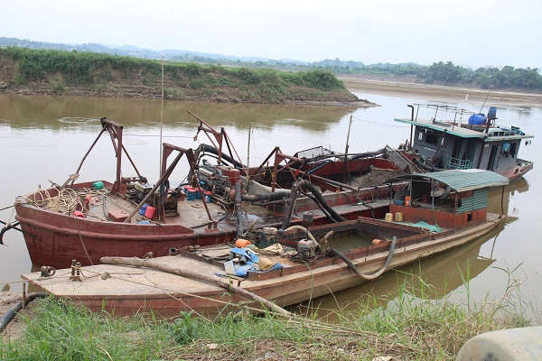 Xử phạt hành vi vận chuyển cát trái phép